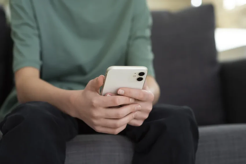 Новый ИИ-бот в Telegram анализирует родинки по фото и ищет клиники