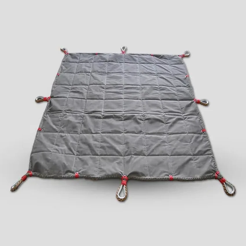 Эксперимент: какие способы заделать пробоину в яхте работают на самом деле