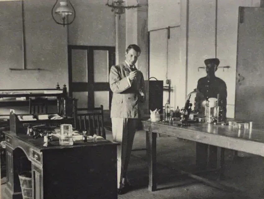 Неизвестный герой из России: как Владимир Хавкин победил холеру и чуму