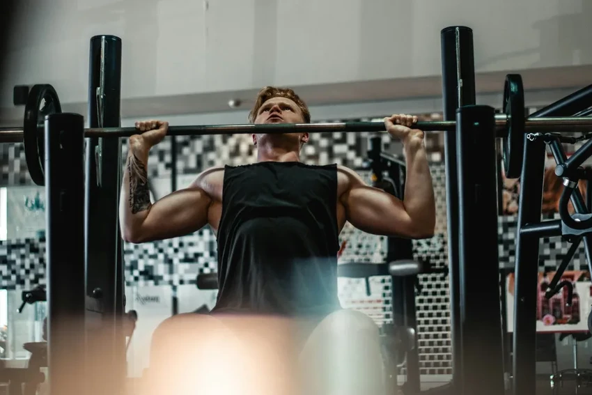 Как белок помогает нарастить мышцы: научное объяснение для роста массы