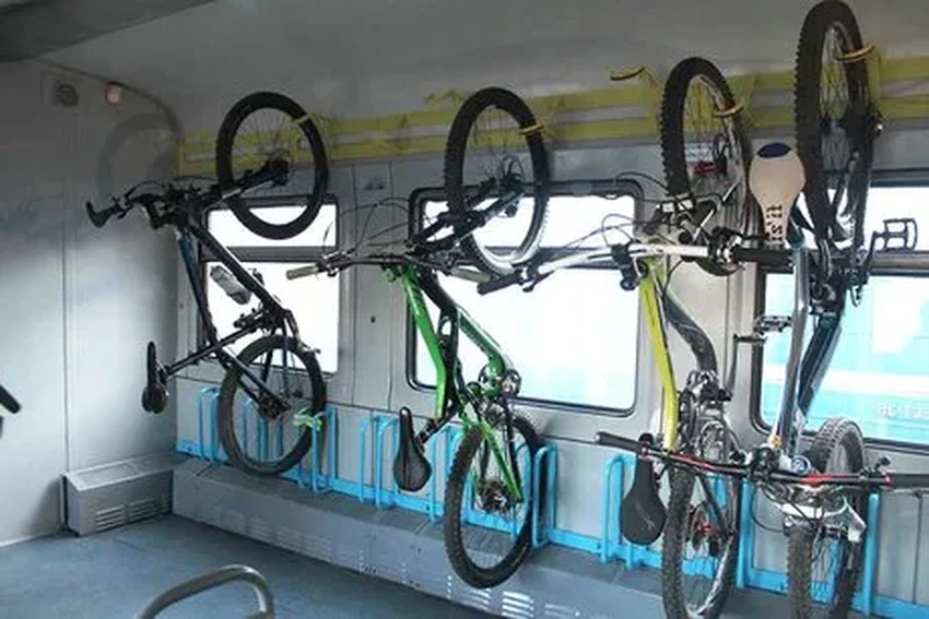 Как провозить велосипед в электричке: правила, места в вагоне и как сэкономить