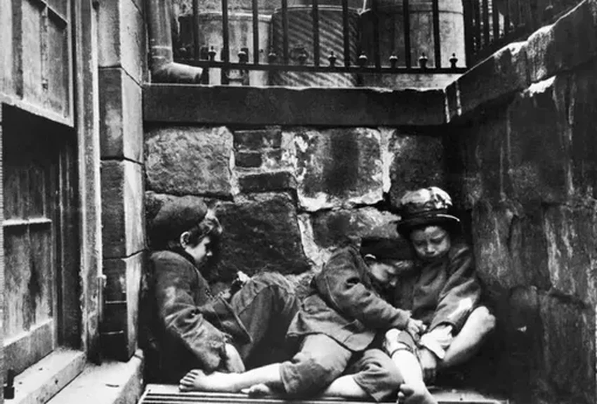 Сиротские поезда в США: как 200 тысяч детей перевозили на Запад