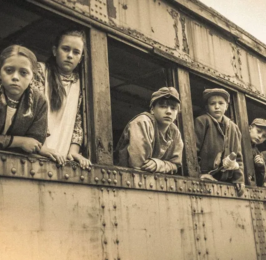 Сиротские поезда в США: как 200 тысяч детей перевозили на Запад