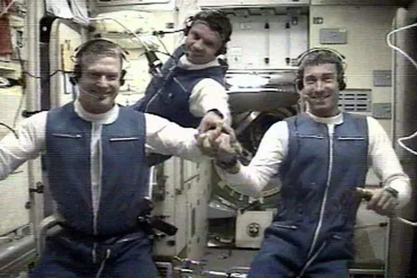 NASA поручило SpaceX увести МКС с орбиты и затопить в океане