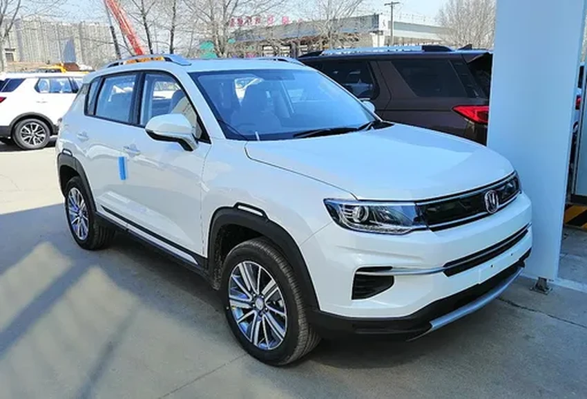 Кроссоверы из Китая, которые почти не теряют в цене за 5 лет