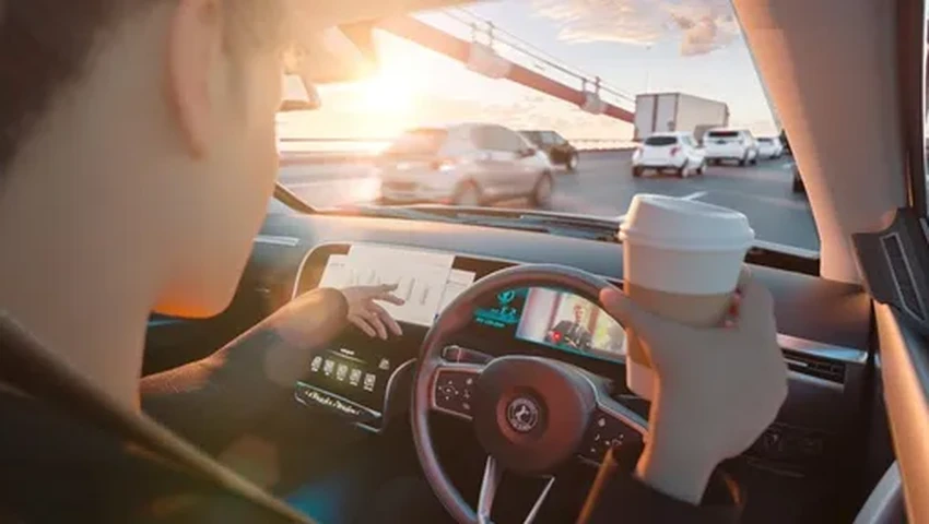 Человек против автопилота: в каких условиях живой водитель остается лучше