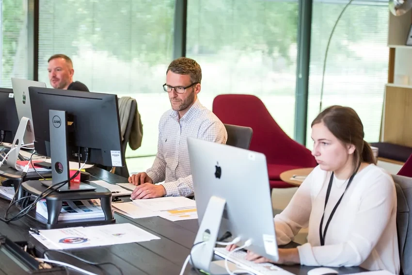 Кофе против сидячего образа жизни: как напиток снижает риск смерти