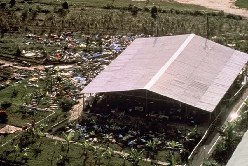 Трагедия в Джонстауне: как лидер секты привёл 900 человек к массовому самоубийству