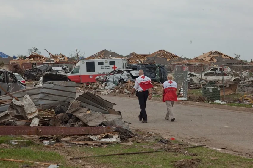 Клара Бартон: как клерк стала «ангелом поля боя» и основала Красный Крест