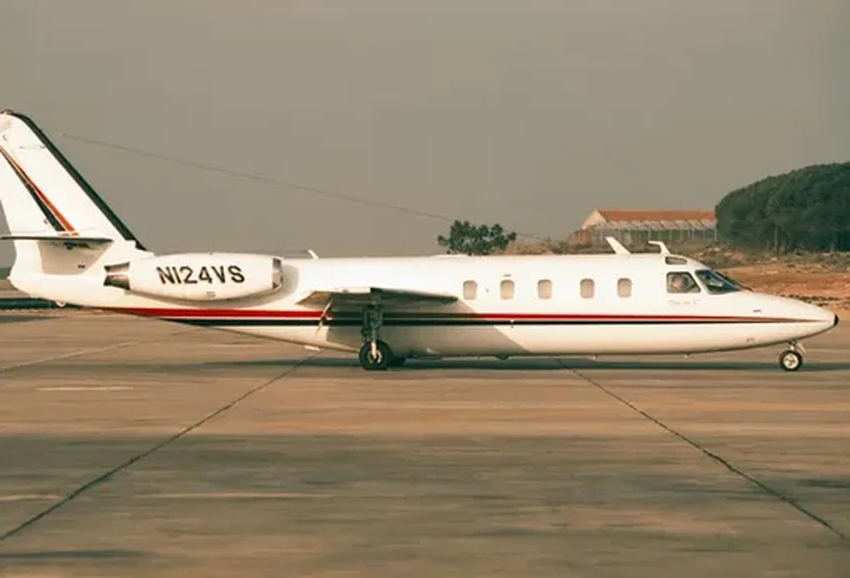 Пропавший 53 года назад самолет нашли на дне озера