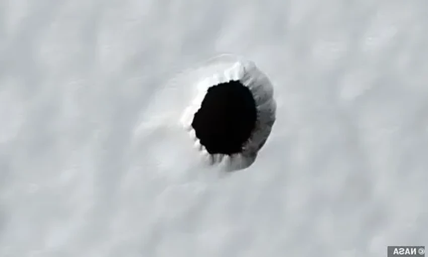 Загадочная дыра на Марсе: вход в убежище для жизни и будущих астронавтов?