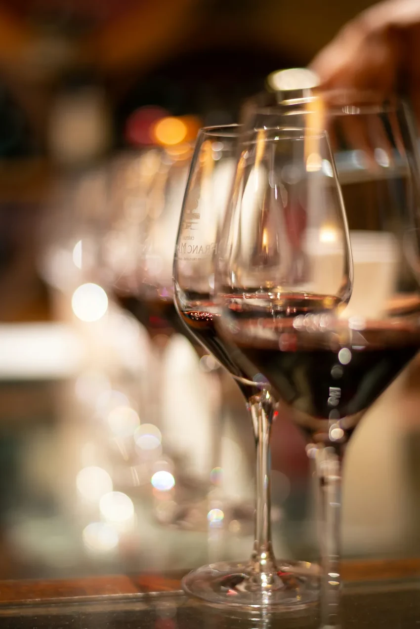 Чудо-молекула в красном вине: может ли она заменить спорт и диету?