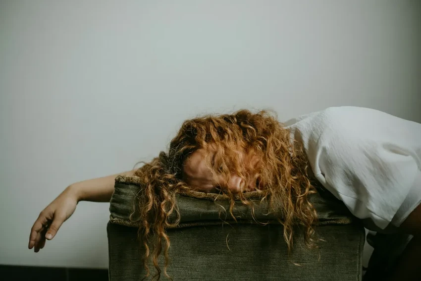 Мелатонин для зрения: как «гормон сна» защищает от возрастной дегенерации