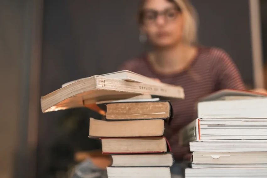 Как сохранить книги в идеальном состоянии: правила хранения домашней библиотеки