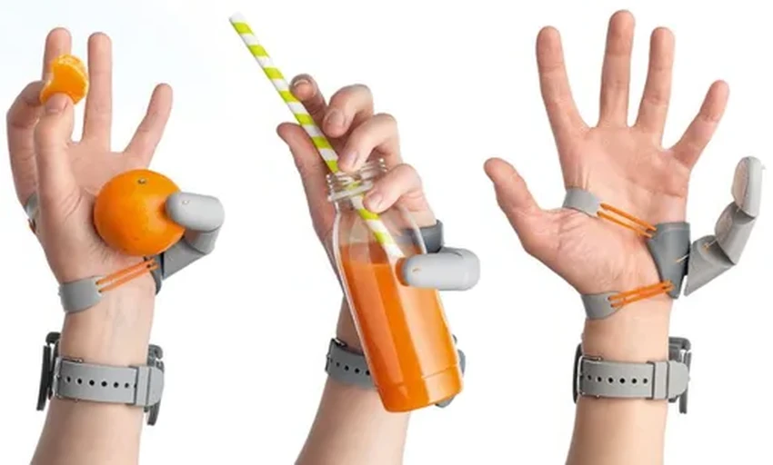 Шестой палец: как наш мозг легко осваивает роботизированные конечности