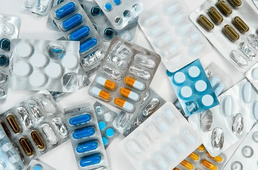 Новый антибиотик борется с супербактериями, сохраняя полезную микрофлору кишечника