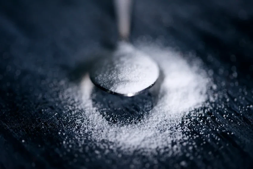 Аспартам в малых дозах: скрытая угроза для сердца и памяти