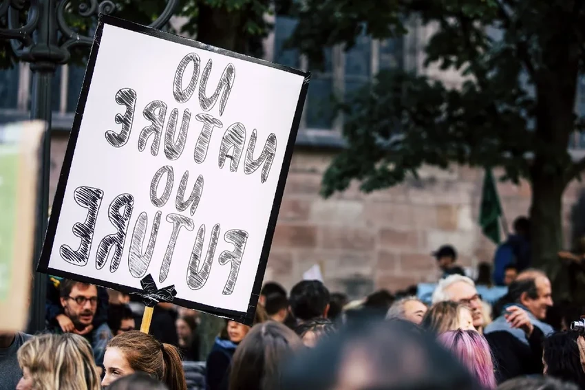 В Южной Корее неродившийся ребенок судится с государством из-за климата