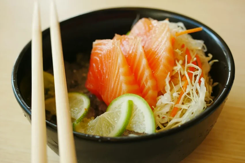 Рыбий жир для здоровых: новые данные о риске аритмии и инсульта