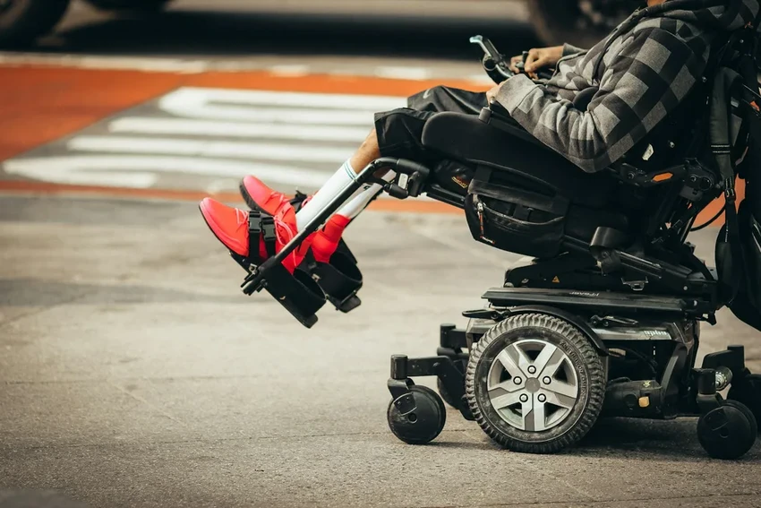 Оптогенетика: как свет помогает управлять мышцами с хирургической точностью