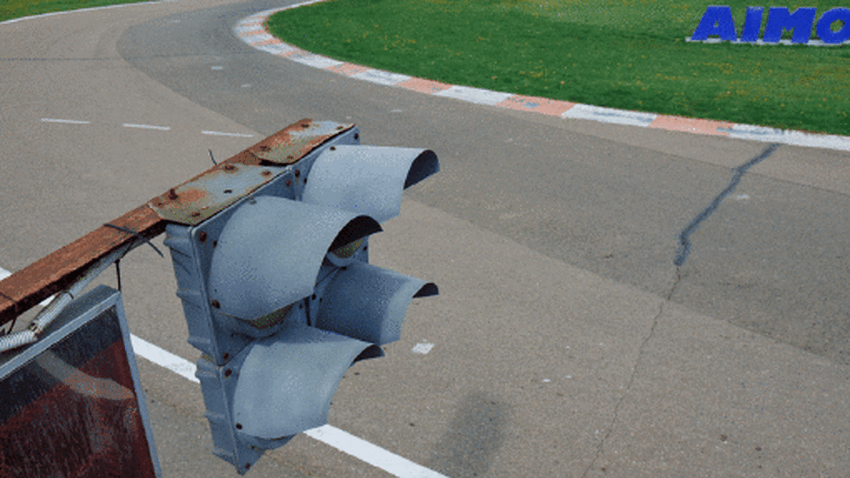 Личный опыт: как новый смартфон снимает гоночные болиды и макросъёмку