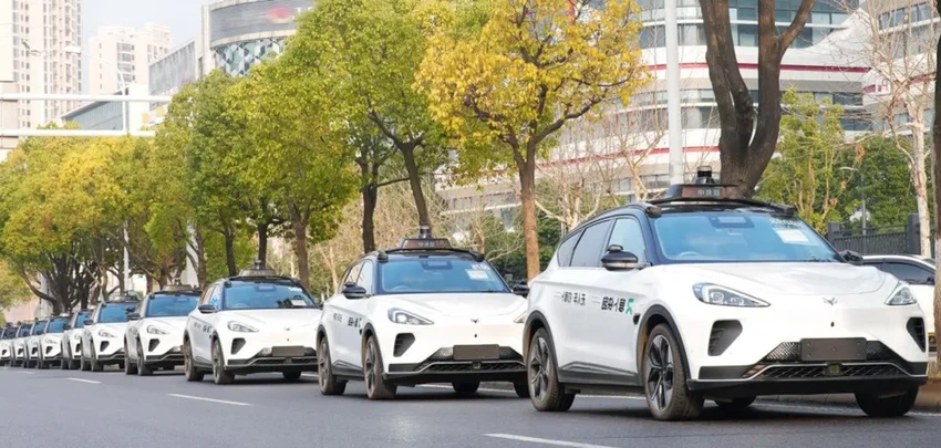 Флот роботакси преодолел 100 миллионов километров без серьезных аварий
