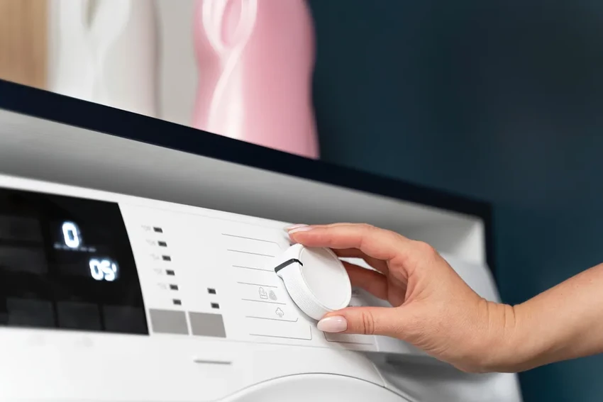 Как вывести пятна от пыльцы цветов с одежды: уксус, спирт и другие методы