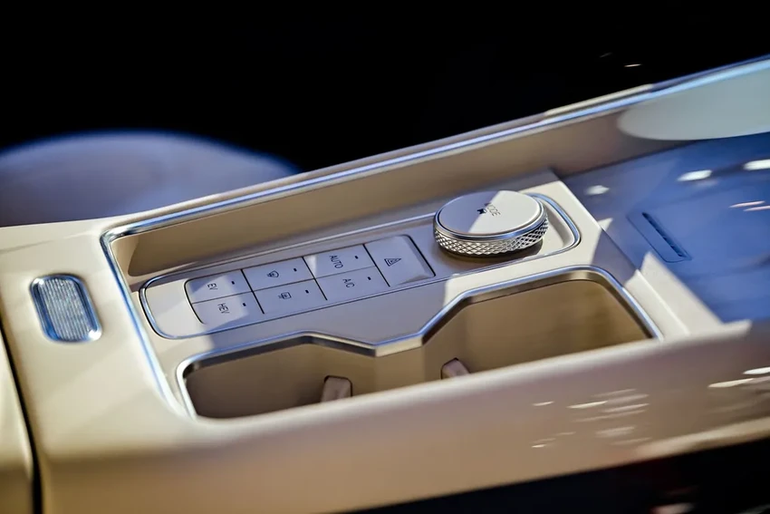 Новый Chery Tiggo 9 PHEV: чем удивил флагманский гибрид на автосалоне в Пекине