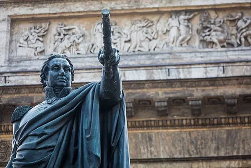 Правда о Кутузове: зачем ему приписали повязку, которой не было