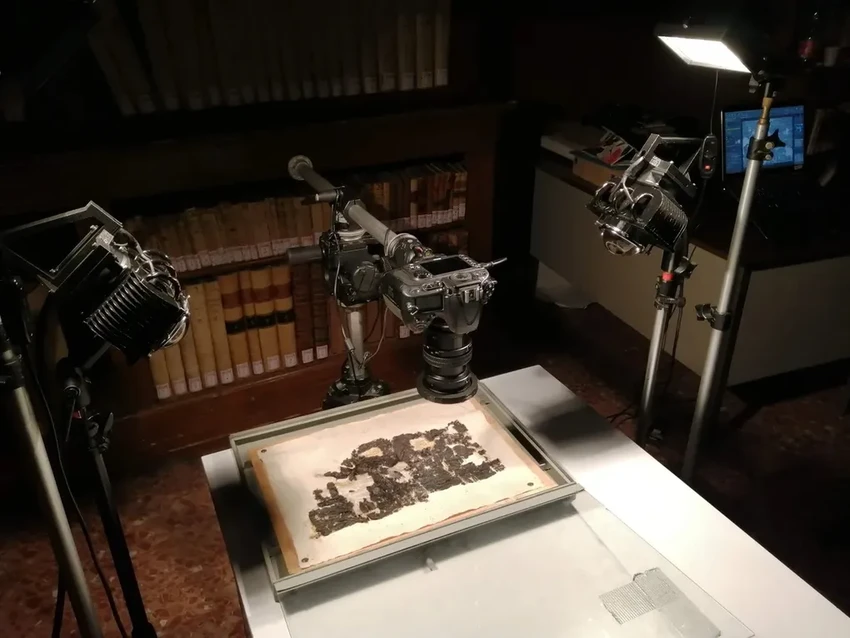 «Бионический глаз» раскрыл тайну: где нашли могилу Платона