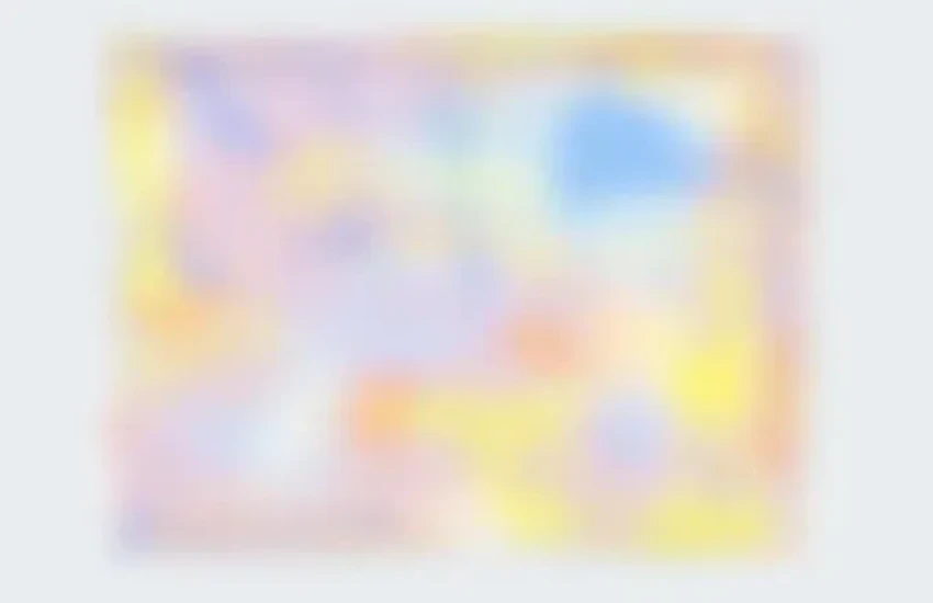 Что вы увидите, если 10 минут смотреть в зеркало при тусклом свете?