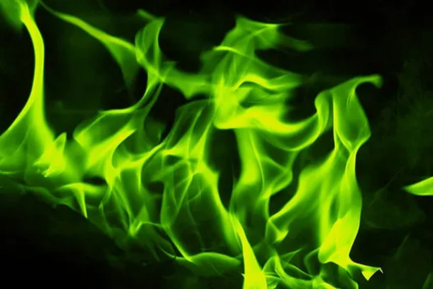 От чего зависит цвет огня: химия синего, желтого и фиолетового пламени