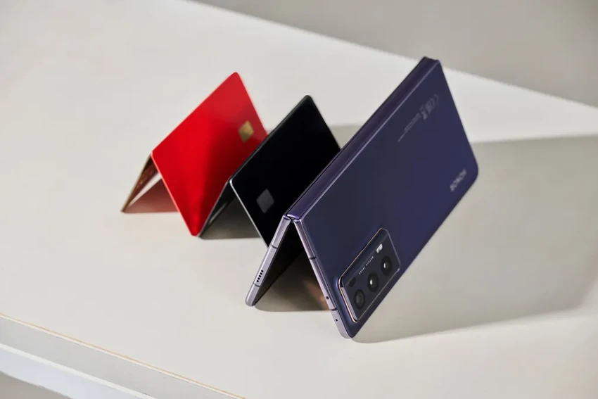 Идеи подарков на 23 февраля: гаджеты для него, которые точно понравятся