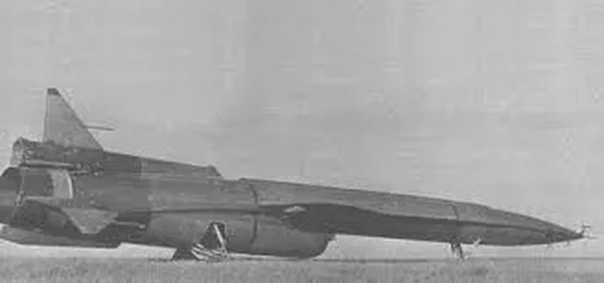 Сверхзвуковой дрон Ту-121: почему СССР закрыл проект ядерного беспилотника