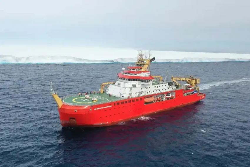 Самый большой айсберг в мире: учёные впервые изучили гиганта А23а