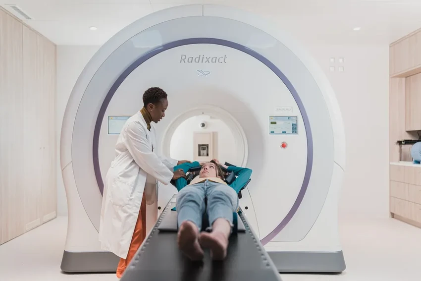 Женщина пронесла пистолет на МРТ: мощный магнит спровоцировал выстрел