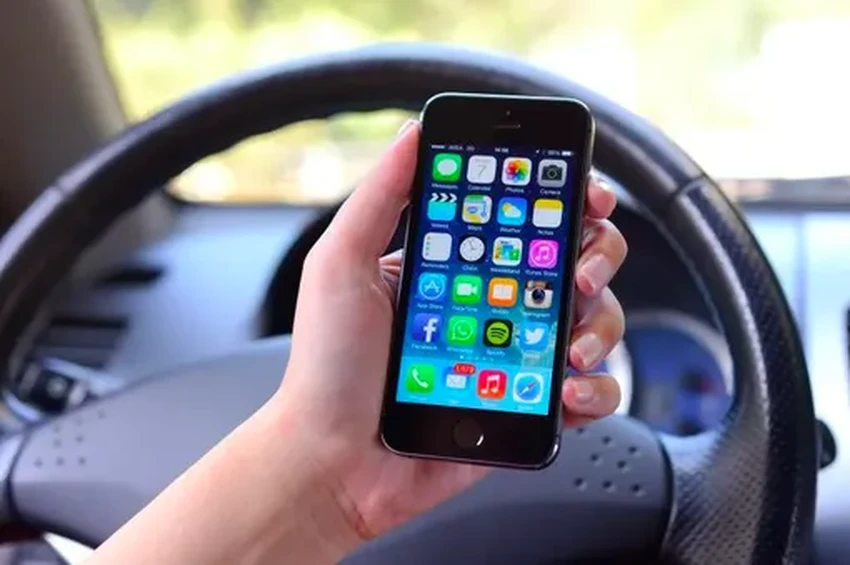5 must-have приложений для водителя: ваш смартфон как ключ к дороге
