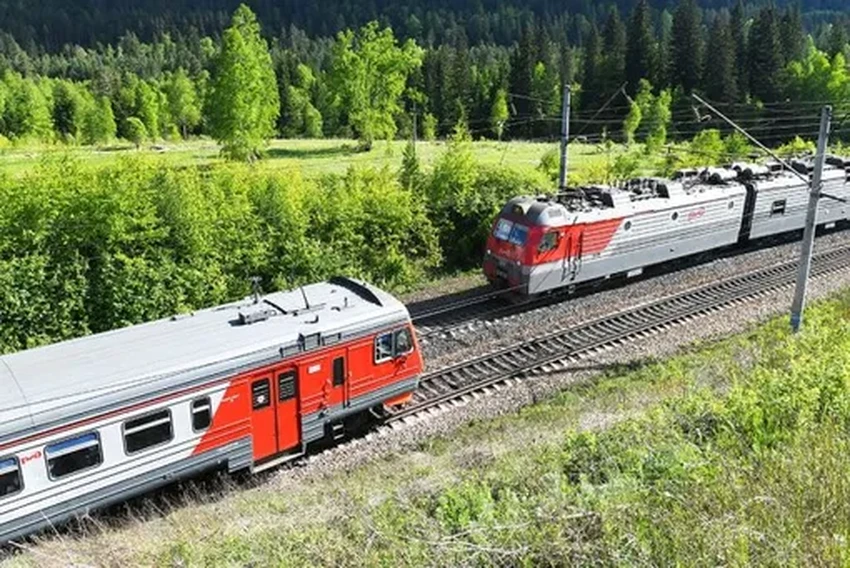 Зачем поезда гудят при встрече? Скрытый смысл сигналов, о котором не знают пассажиры