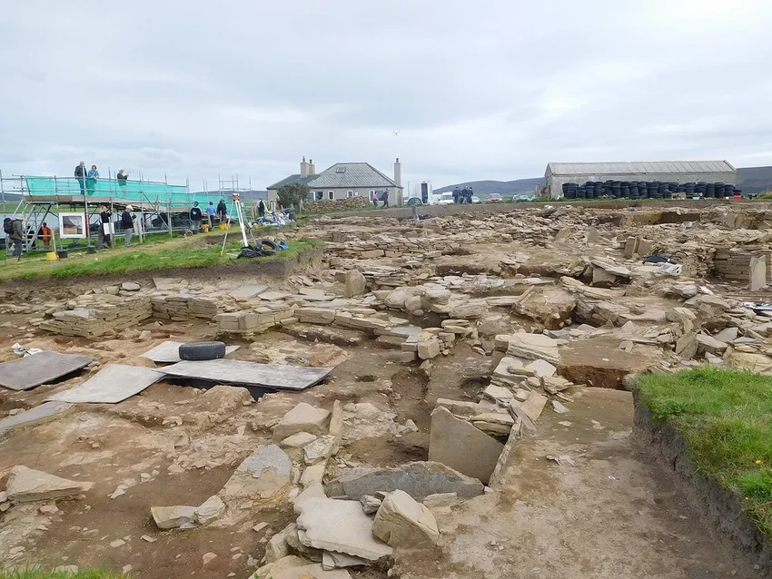 На Оркнейских островах найдена огромная 5000-летняя гробница эпохи неолита