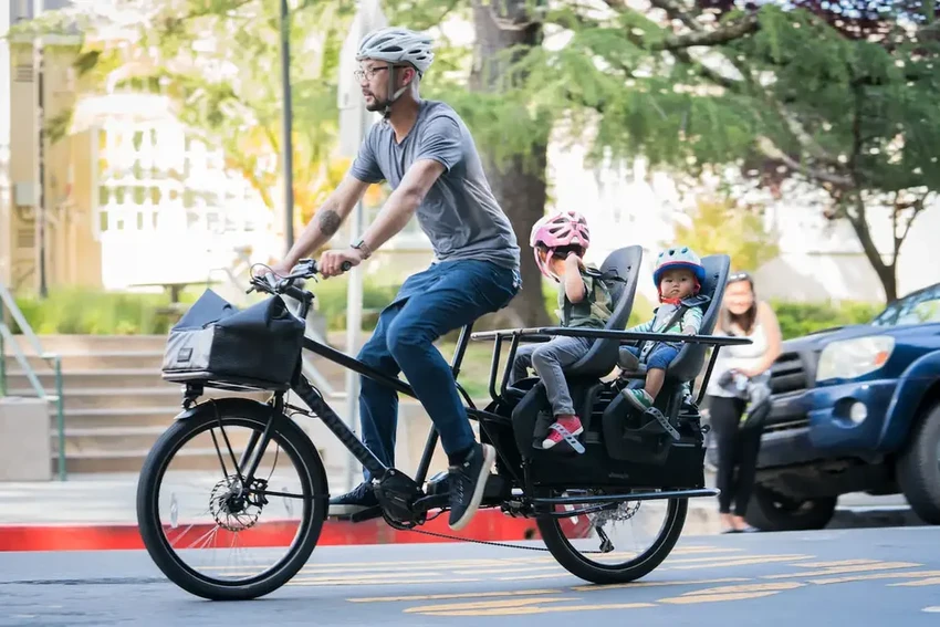 Как электровелосипед меняет ваш график, гардероб и отдых: 5 перемен