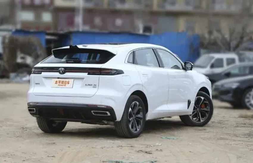 Changan Uni-K iDD в России: реальные характеристики нового гибрида