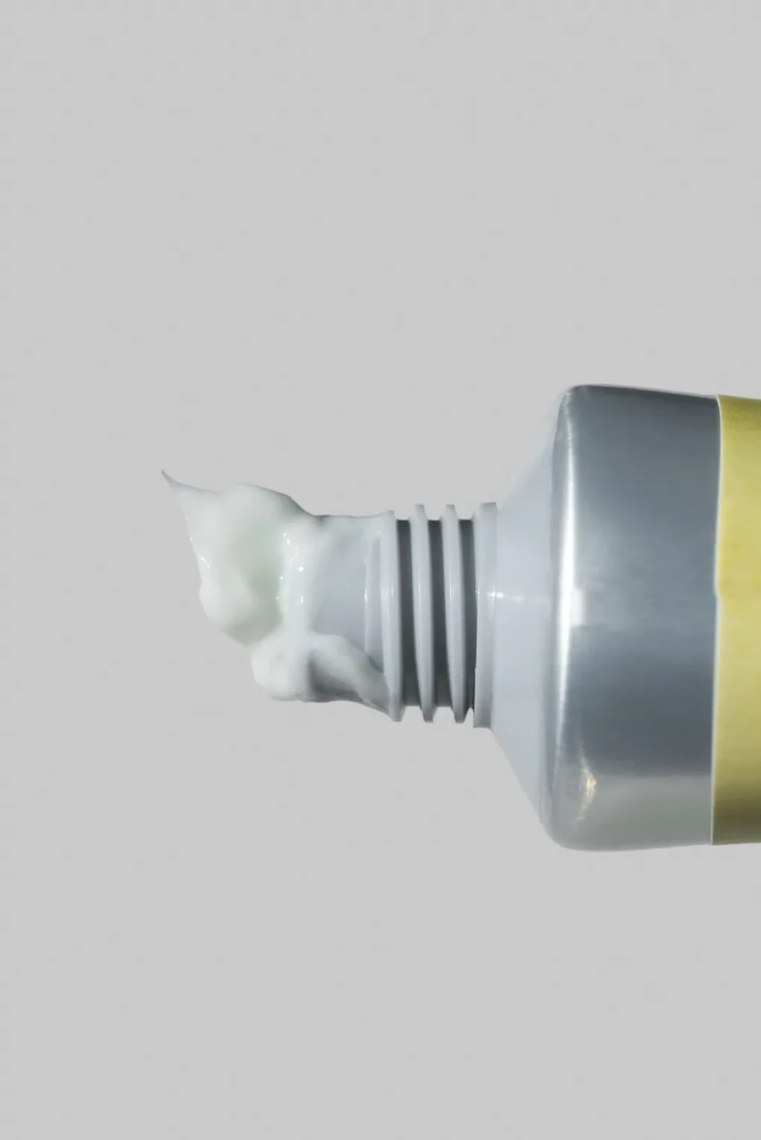 Из чего состоит зубная паста: полный разбор состава