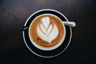 Чем полезен кофе без кофеина: правда и мифы о декафе