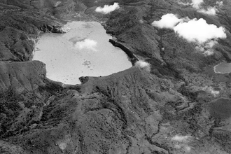 Озеро Ниос: как тихий водоем за одну ночь стал причиной гибели тысяч