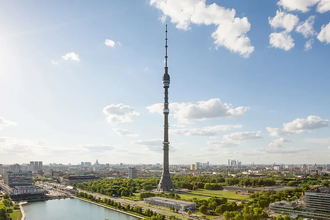 Шуховская и Останкинская: как устроены две легендарные московские телебашни