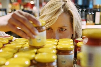 Диоксид титана (E171) в продуктах: как добавка влияет на здоровье кишечника