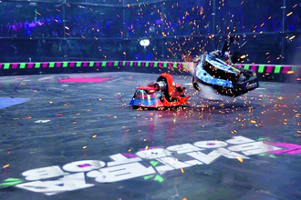 Бой роботов «Папочка»: как строят и побеждают умные машины-гладиаторы