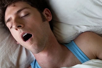 Лекарство от апноэ сна: как сультиам заменяет аппарат ИВЛ при храпе