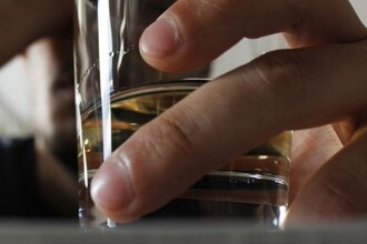 Кетамин от алкоголизма: можно ли стереть тягу к выпивке с помощью памяти?