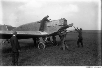 Как самолёт Junkers W 33, запрещённый в Германии, покорил небо СССР